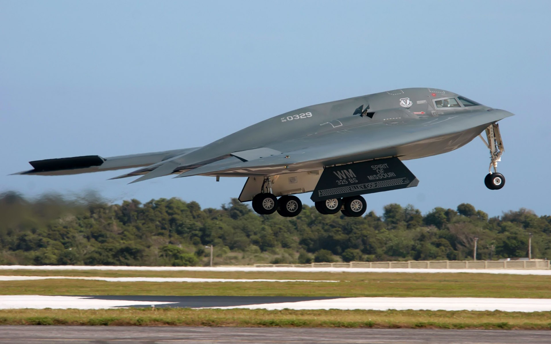 B 2 Spirit Bomber US Airforce8248713804